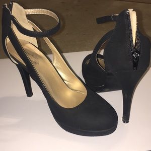 Charlotte Russe 4inch heels